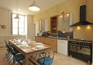 300 m² House ∙ 6 bedrooms ∙ 14 guests