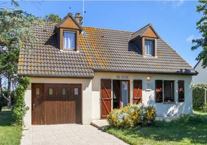 4 bedroom accommodation in Pirou-Plage