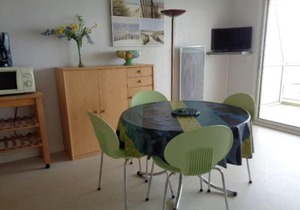 Appartement 3* face mer avec balcon, cuisine équipée, parking privé, proche club nautique - FR-1-672-3