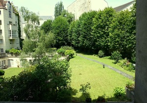 Art Deco in the Heart of the Historic Marais, With A Private Terrace