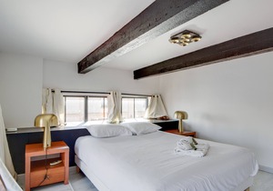 Beautiful and bright loft with rooftop at the heart of Roubaix - Welkeys
