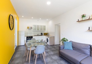 Chabaud 51 - 2 Bedroom Apartment Parking Reims I Stays