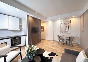 Champs-Elysees - Deluxe apartment with elevator