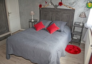 Charming cottage 6/7 people with access to a heated and covered swimming pool