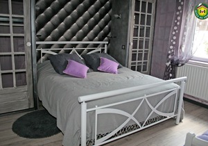 Charming cottage 6/7 people with access to a heated and covered swimming pool