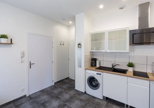 Charming Studio in the Heart of Reims: Your Haven of Peace to Explore!"