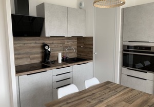 Cozy 1BR Apartment in Central Fort-Mahon-Plage with Private Parking