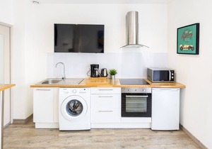 Elegance in the Heart of Reims: Discover Our Cozy Comfort Studio!