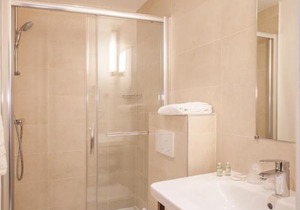 Hotel Sixteen Paris Montrouge