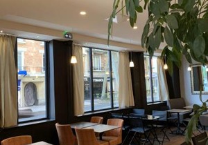 Hotel Sixteen Paris Montrouge