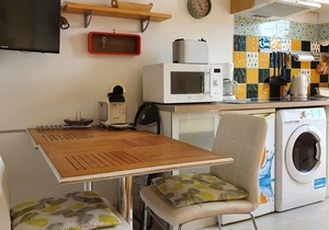 In Veules les Roses, 2 minutes from the beach and shops - 1 small dog accepted