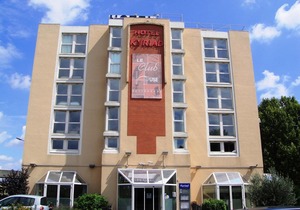 Kyriad Paris Ouest - Colombes