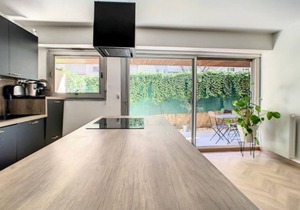 Large apartment in the center of Paris with two terraces