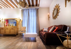 luxury 1BR 2BA close to place des vosges fully A/C