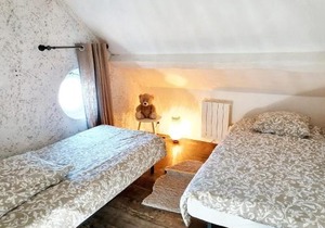 Maison de charme à Sainte-Geneviève-lès-Gasny avec jardin