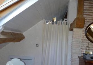 Maison lAmrique welcome you to one of their rooms Dogs are also welcomed