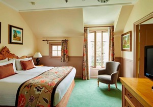 Marriott Village d'ile-de-France 2 Bedroom Unit Sleeps 8