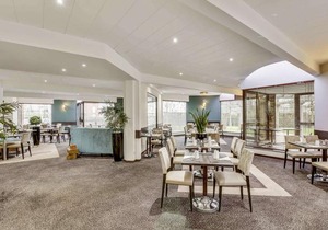 Mercure Maurepas Saint Quentin