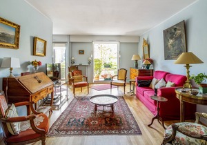 Nice apartment with balcony close to the Château de Versailles - Welkeys