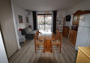 Nice studio 30m2 feet in the water, swimming pool, tennis, Wi-Fi ...