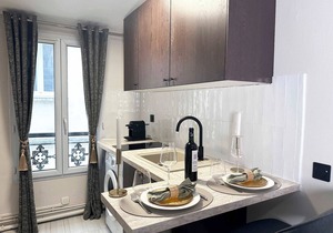 Renovated studio close to Gare Montparnasse