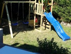 Room in House - F2 in suburban residence 30 km from Paris