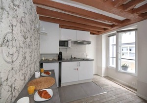 Studio parisien 20m2 en face du musee Grevin - 2P