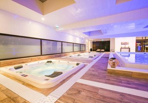 Zenia Hotel & Spa