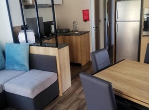 Bungalow Chambres Piscine Partagee Et Jardin Amenage Litteau | Litteau