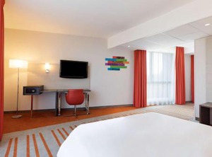 Park Inn | Hotel-de-Ville