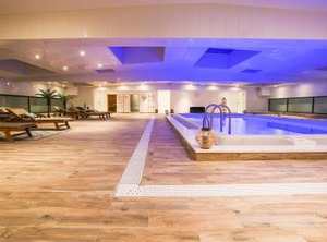 Zenia Hotel | Proville