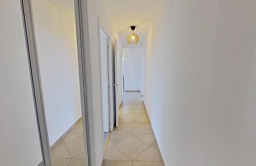 Saint-Etienne-du-Rouvray Resort | 103 m² Private room ∙ 1 bedroom ∙ 1 guest