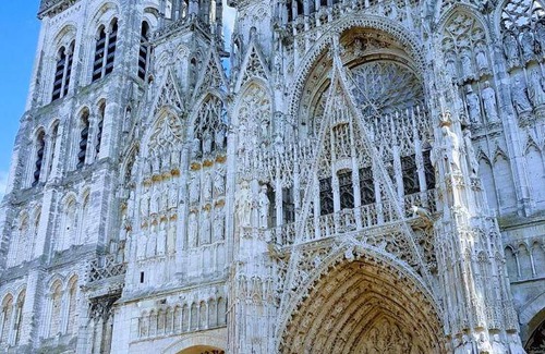 Rouen City Centre Apartment | 100 m² Apartment ∙ 3 bedrooms ∙ 6 guests