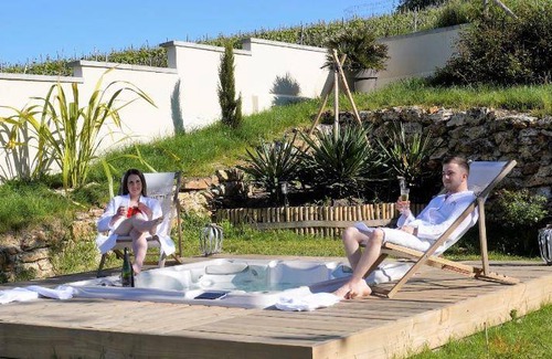 Chigny-les-Roses Bed & Breakfast | 100 m² Bed and breakfast ∙ 2 bedrooms ∙ 4 guests