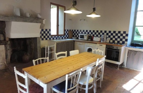 Chitry-les-Mines Cottage | 100 m² Cabin ∙ 3 bedrooms ∙ 5 guests