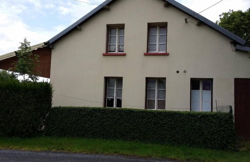 Villeneuve-la-Lionne House | 100 m² House ∙ 2 bedrooms ∙ 5 guests