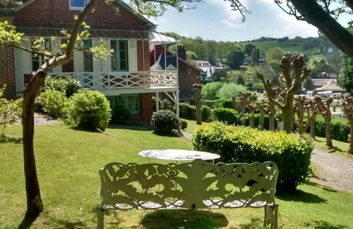 Veulettes-sur-Mer House | 100 m² House ∙ 4 bedrooms ∙ 4 guests