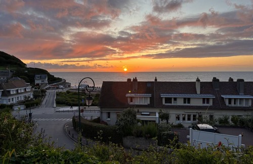 Veules-les-Roses House | 100 m² House ∙ 4 bedrooms ∙ 8 guests