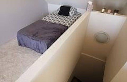 Roubaix Resort | 100 m² Private room ∙ 1 bedroom ∙ 1 guest