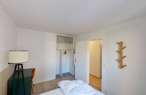 Gennevilliers Resort | 101 m² Private room ∙ 1 bedroom ∙ 2 guests