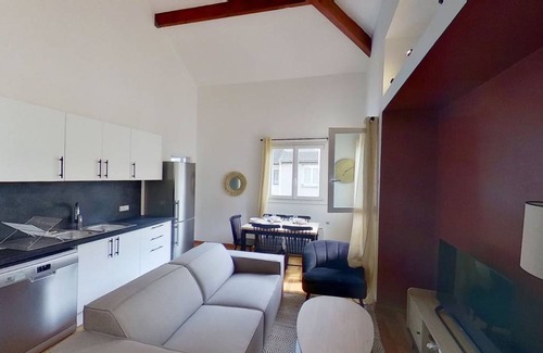 Gennevilliers Resort | 101 m² Private room ∙ 1 bedroom ∙ 2 guests