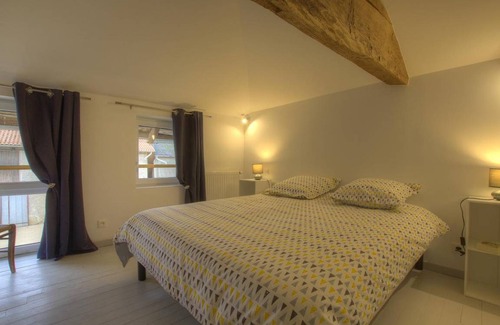 Romans House | 102 m² Gîte ∙ 3 bedrooms ∙ 5 guests
