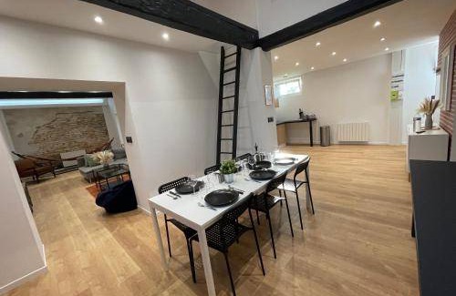 Lens Apartment | 107 m² Apartment ∙ 3 bedrooms ∙ 6 guests
