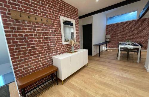 Lens Apartment | 107 m² Apartment ∙ 3 bedrooms ∙ 6 guests