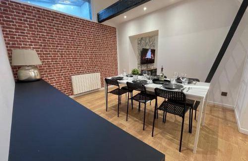 Lens Apartment | 107 m² Apartment ∙ 3 bedrooms ∙ 6 guests
