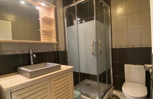 Champs-sur-Marne Resort | 110 m² Private room ∙ 1 bedroom ∙ 1 guest