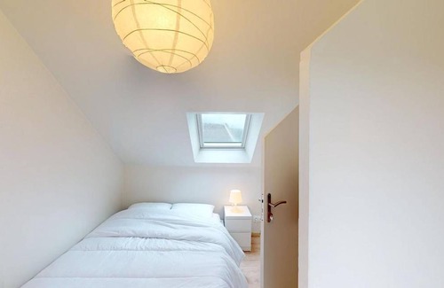 Saint-Maurice Resort | 110 m² Private room ∙ 1 bedroom ∙ 1 guest