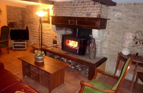 Jandun House | 113 m² Gîte ∙ 2 bedrooms ∙ 5 guests