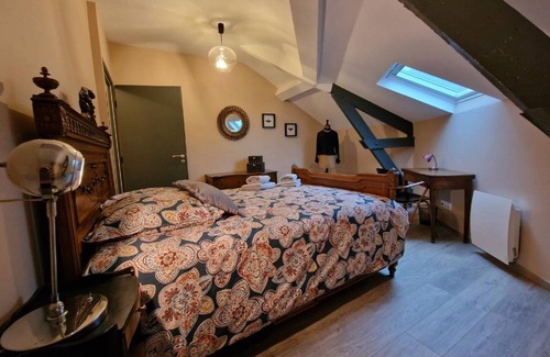 Fontainebleau Apartment | 115 m² Apartment ∙ 3 bedrooms ∙ 10 guests