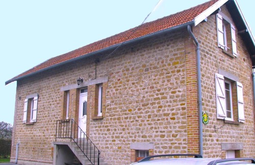 Vouziers House | 115 m² Gîte ∙ 4 bedrooms ∙ 6 guests